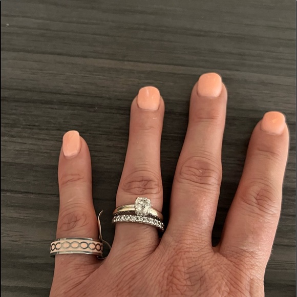 PINK & SILVER INFINITE INFINITY RING SIZES 6 & 7 - Picture 4 of 4